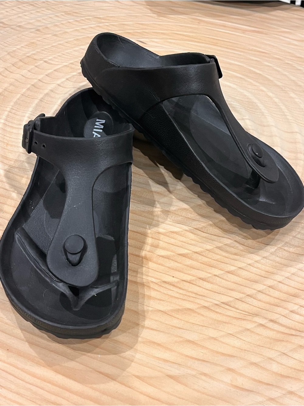MIA Zen Matte Black Toe-Post Sandals Slides Sz 9 - Picture 7 of 7